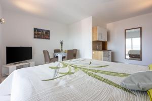 Romantisches Studio-Apartment mit atemberaubenden Meerblick