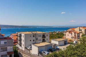 Besonderes Studio-Apartment nur 800 Meter zum Strand mit Meerblick, Parkplatz, Grill