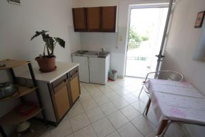 Hundefreundliches Studio-Apartment nur 80 Meter zum Strand mit Pool