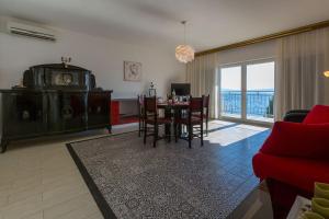 Traumhaftes Apartment direkt am Meer mit Parkplatz, Meerblick, Waschmaschine