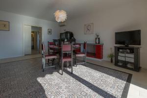 Traumhaftes Apartment direkt am Meer mit Parkplatz, Meerblick, Waschmaschine