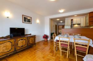 Cozy Apartment nur 500 Meter zum Strand mit Privatparkplatz, Klima, WiFi