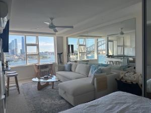 Harbourview Studio with Iconic Fireworks Views