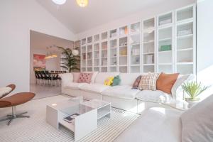 Hongdae#Hapjeong Station 7 minutes #Room7 #imagined Mansion #Spacious Living Room#Large Room#Exclusive Use#Designer Accommodation