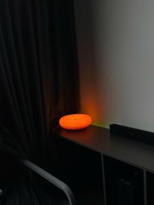 Noburi - Couple Cinema & Cafe Bed