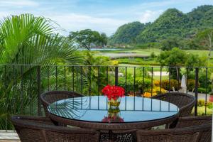 Del Mar 3i 3 bdr Ocean View in Los Suenos