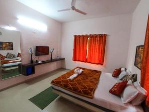 Luxury 4BHK - Villa 360 - Pvt Pool & Scenic Stay