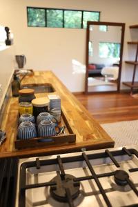 Beautiful high-set studio close to beach