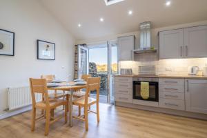 Chase Cottage - Bowland Bridge