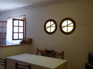 Depto junto al rio Necochea, 4 personas