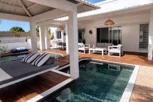 Tia Beach House - pool, beach and hamman