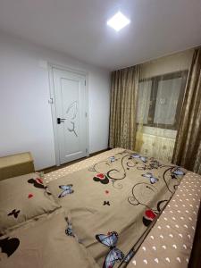 Mountain Cabin with a hot tub with jacuzzi jets