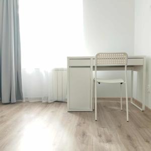 2-room, garden, close to the center