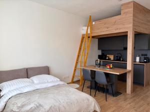 Apart & Studio metro Vysočanská