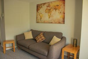 Modern Stylish 3 Bed Home Stafford - Pass the Keys