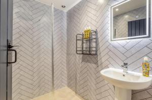 3 Bed in Looe oc-c34169