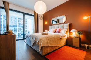 WF Signature with Home Cinema, Gym & Views