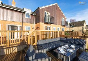 Mill Village 71-72, Milly Cottage