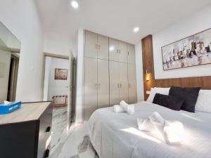 Kings Avenue Retreat Close to Beach and Attractions