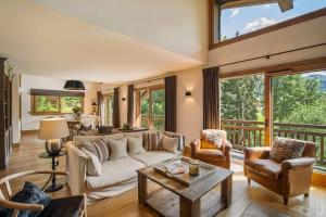 Luxury Chalet Sauna Cinema Mont Blanc Views in Megeve