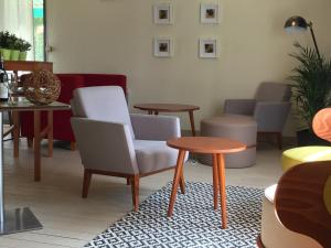 Hotels Campanile Evry Est - Saint Germain les Corbeil : photos des chambres