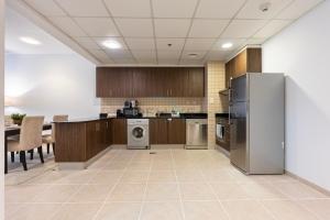 High Floor Apartment With Stunning Sea Views, Walking Distance To The Beach, And Close To Dubai Top Attractions - Elite Residence, Dubai Marina by Deluxe Holiday Homes