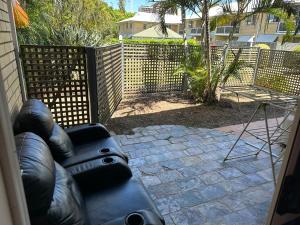 UQ big room 2 bed for 2 people Q1