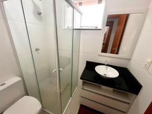 Apartamento em Bombinhas com Churrasqueira - 150m do Mar