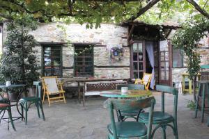 Feggaropetra Inn Magic Mountain House Olympos Greece