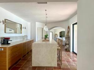 Luxury Mediterranean Villa with Pool & Helipad