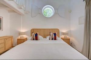 Luxury Mediterranean Villa with Pool & Helipad