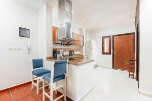 Villa with pool in founty