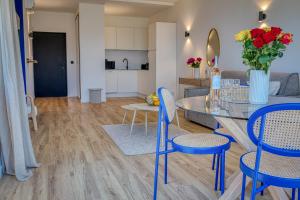 Urban Flat 214 - Les Issambres 03 - Aura Blue