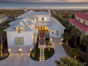Brand New Custom Oceanfront home- Stunning views, 6 bd, pool, elevator