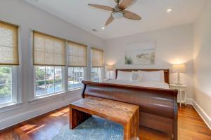 Pavilion a la Plage on Isle of Palms PORCH, GAS GRILL, STEPS FROM THE BEACH!