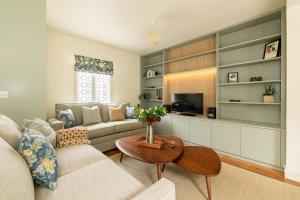 Your Home - 2 bedroom Mews House in Notting Hill