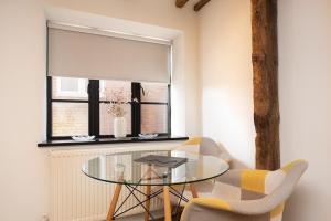 Spacious 1 Bedroom Flats by Banbury High Street