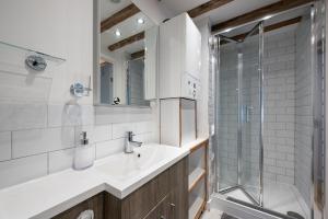 Spacious 1 Bedroom Flats by Banbury High Street