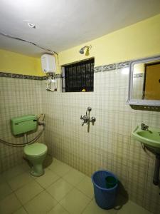 Avinash Guest House