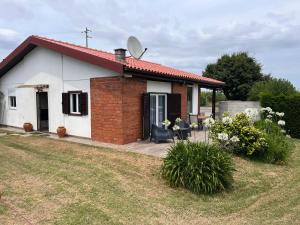 House with Garden in Bombarral - 100 m², Shared Pool