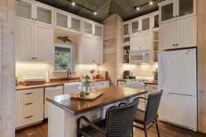 1 Old House Cay - Private Island Oasis