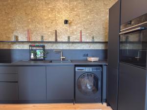 Boutique Apartment by Cosy Homes - Stylish and Quiet