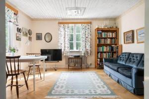 KRO114-Klavrestroem-Vinkelgatan-8