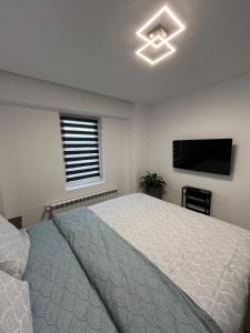 Panoramic City View UltraCentral Modern design