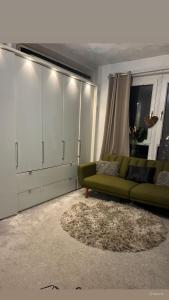 2 bedroom fully furnished apartment