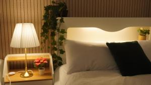 Ewha Sinchon 2rooms 4beds House