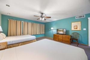 One-Bedroom Apartment in Atrium Building- Roundhouse Residences