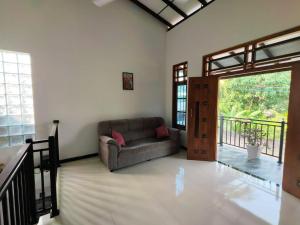 Minsara Villa