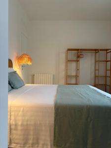 Casa delle Pomelie - large apartment with view