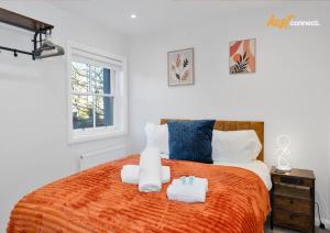 Comfy 1 Bed Airdrie Flat w Private Parking